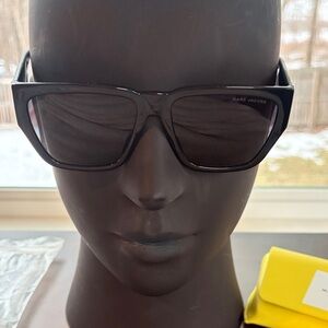 Marc Jacobs Bold Black Sunglasses Grey Lens NWT 646/S 57-16-145
